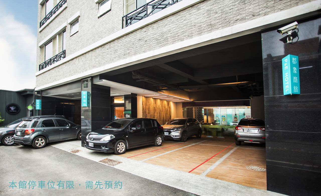 P&E Hotel Tainan Exterior foto